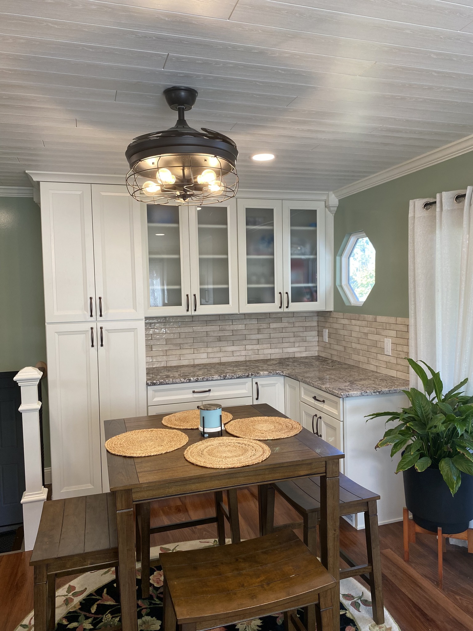 swap with ugly kitchen
